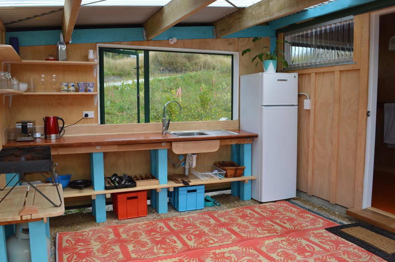 Sunrise Cabin At First Light Rangihaeata Retreat Takaka Εξωτερικό φωτογραφία